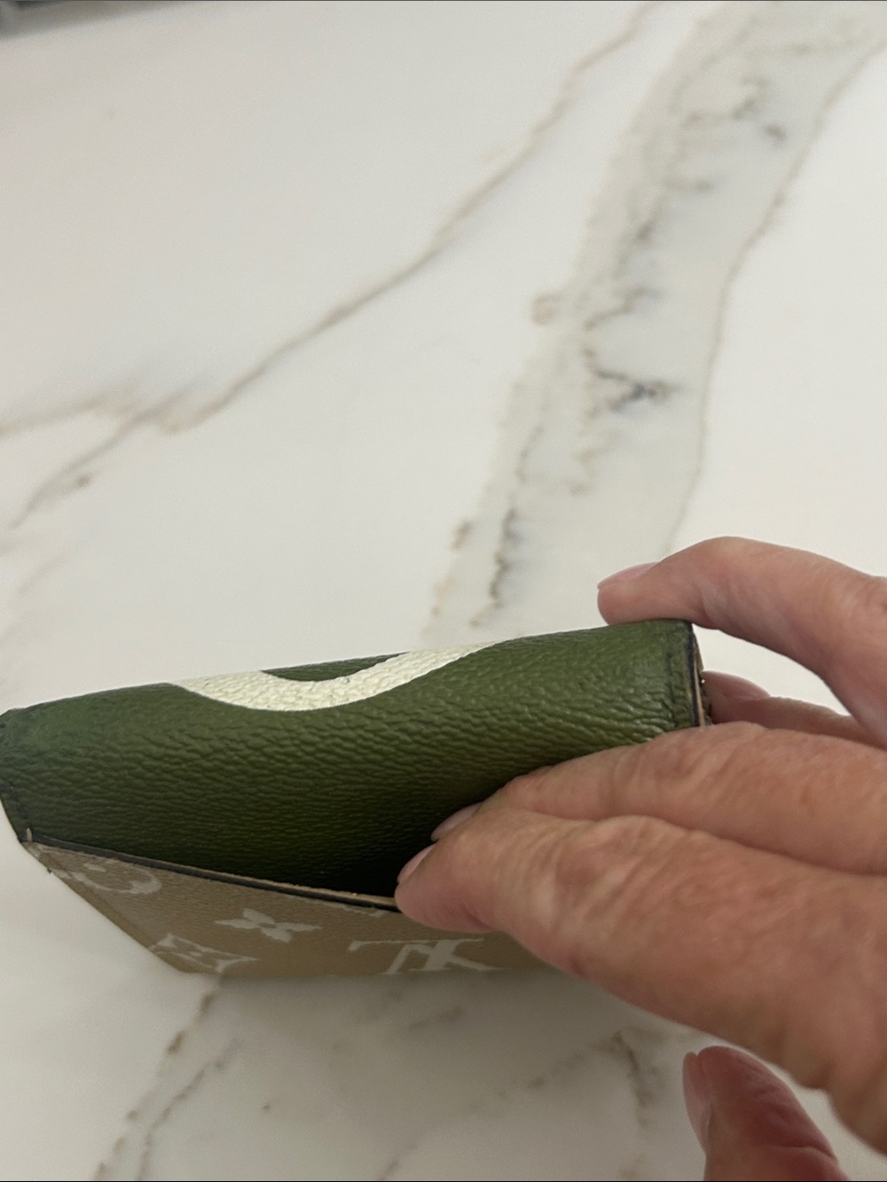Louis Vuitton Green and Beige Monogram Compact Zoe Wallet - Picture 5 of 13